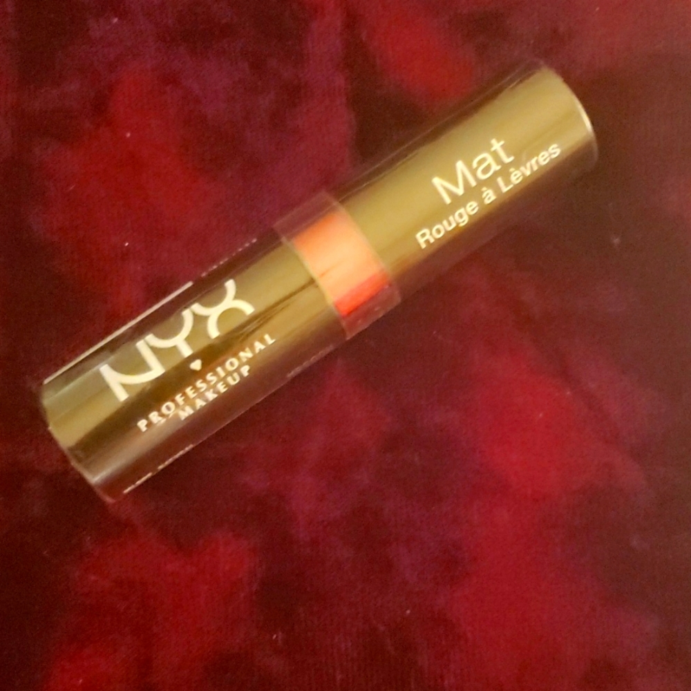 NYX Matte Lipstick
